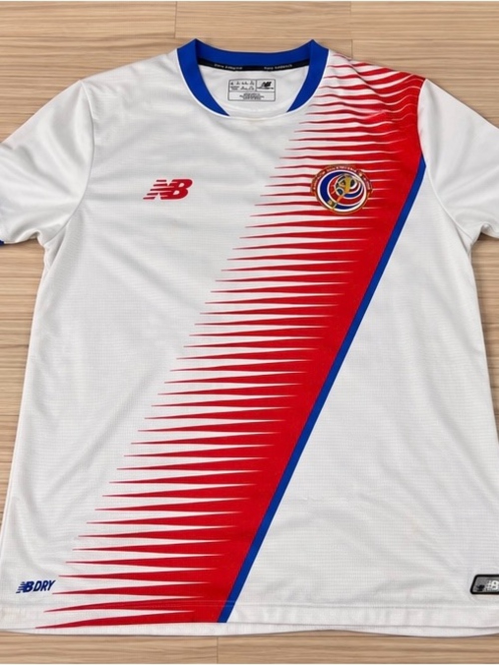 New Balance Costa Rica 2018 World Cup Away Soccer Jersey Men’s L
